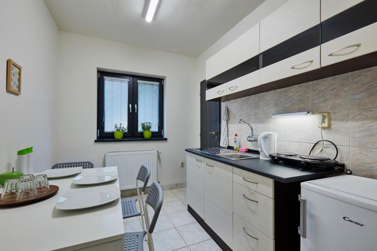Holiday Houses Barca Кошице Экстерьер фото